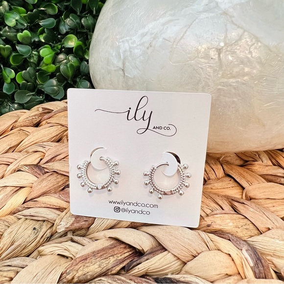 Silver Mini Huggie Hoop Earrings | Boutique | NWT | Small | Micro Hoops - Picture 1 of 4